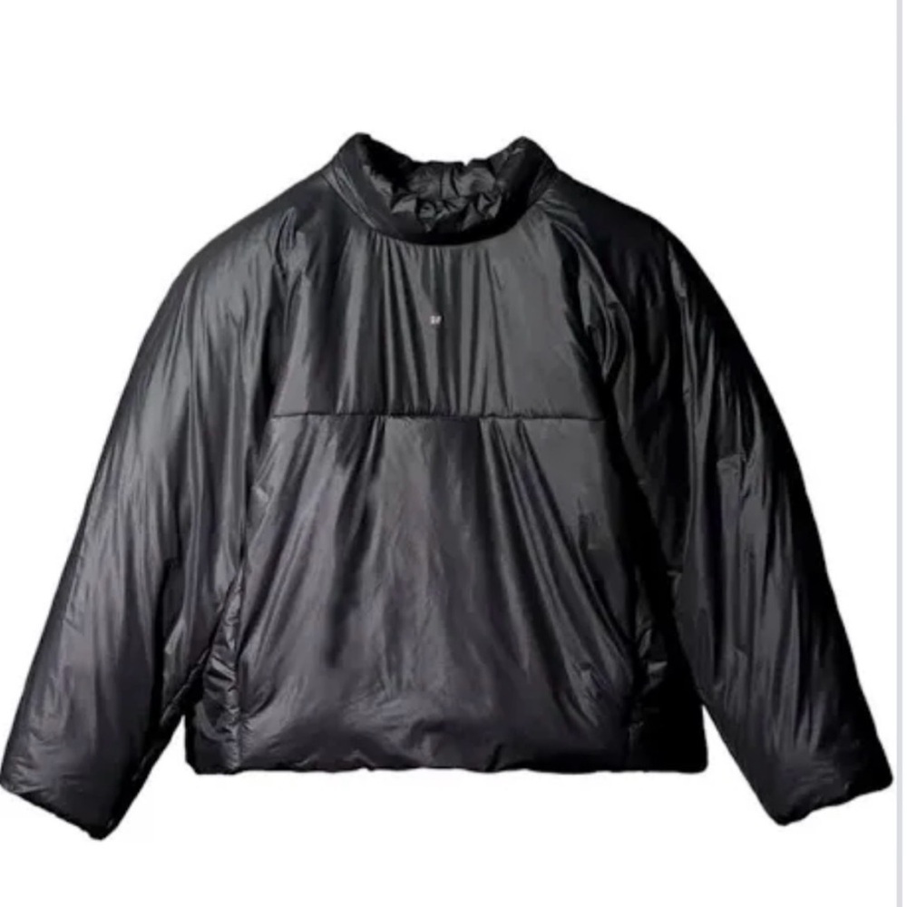 Yeezy x Gap  By Balenciaga T-Cup Puffer pullover . Black SZ S. New W/O tags
